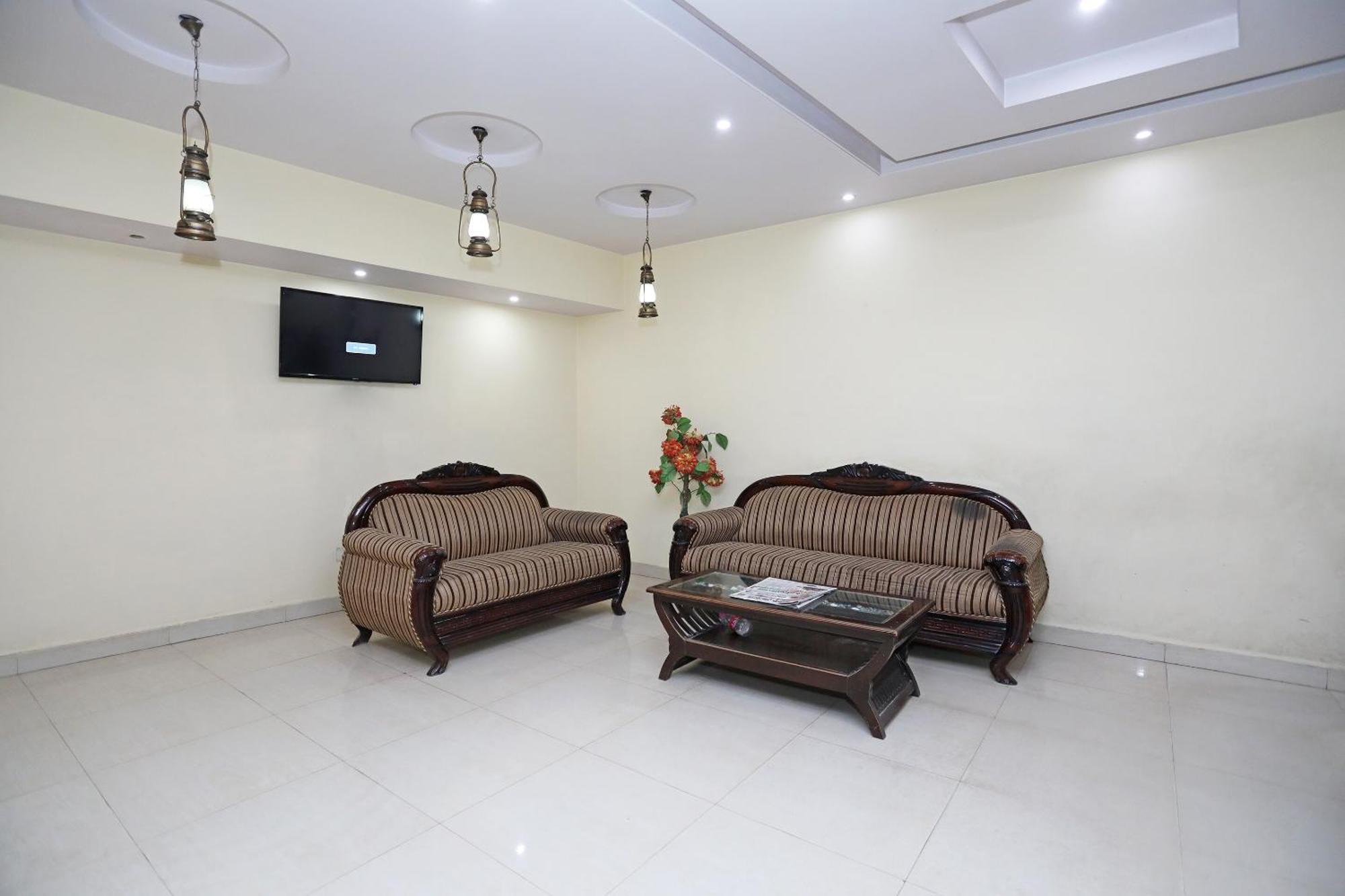 Hotel O Mahipalpur Inn New Delhi Exterior photo