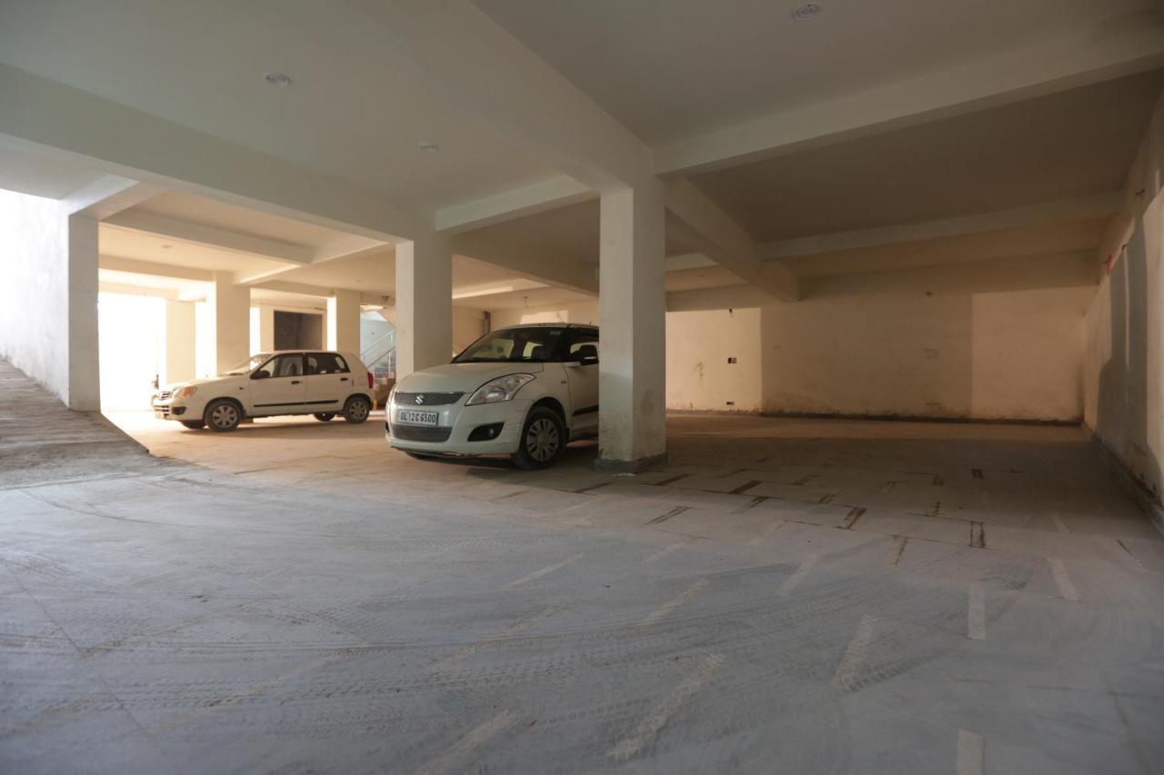 Hotel O Mahipalpur Inn New Delhi Exterior photo
