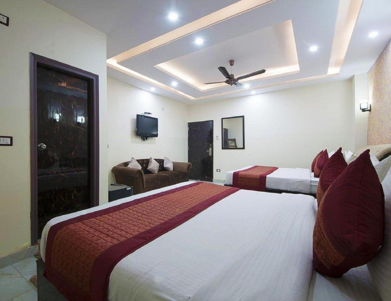 Hotel O Mahipalpur Inn New Delhi Exterior photo