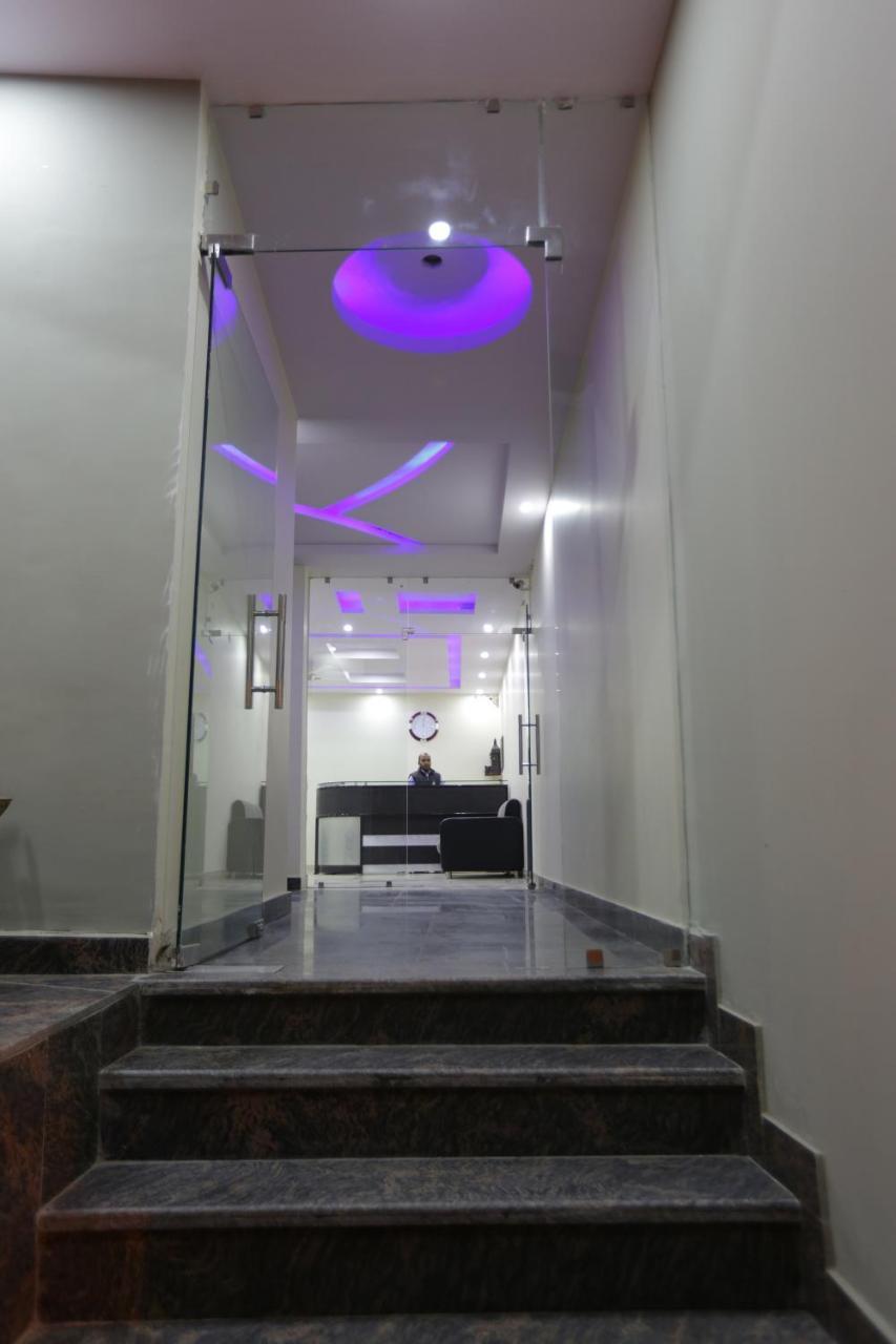 Hotel O Mahipalpur Inn New Delhi Exterior photo