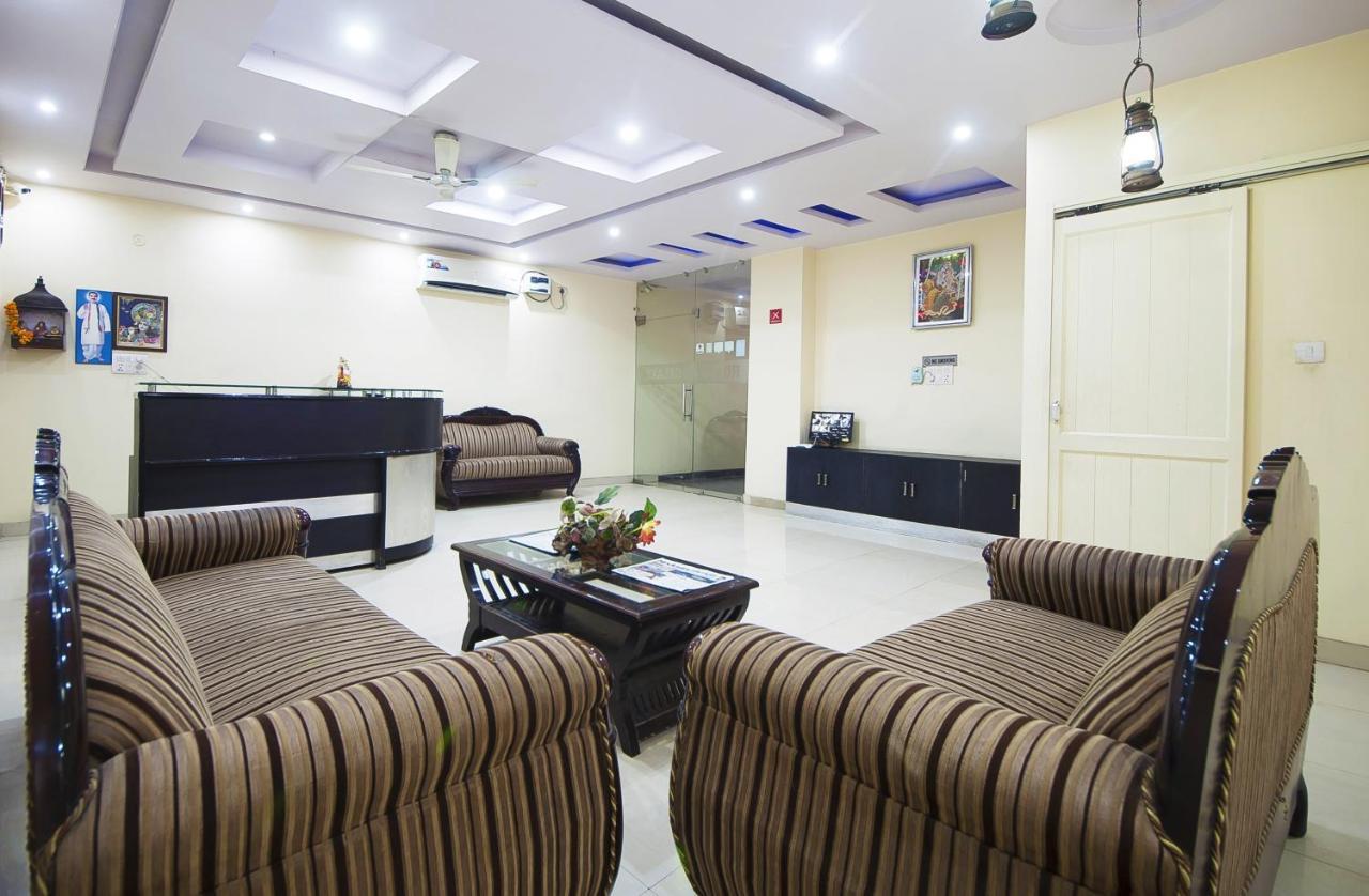 Hotel O Mahipalpur Inn New Delhi Exterior photo