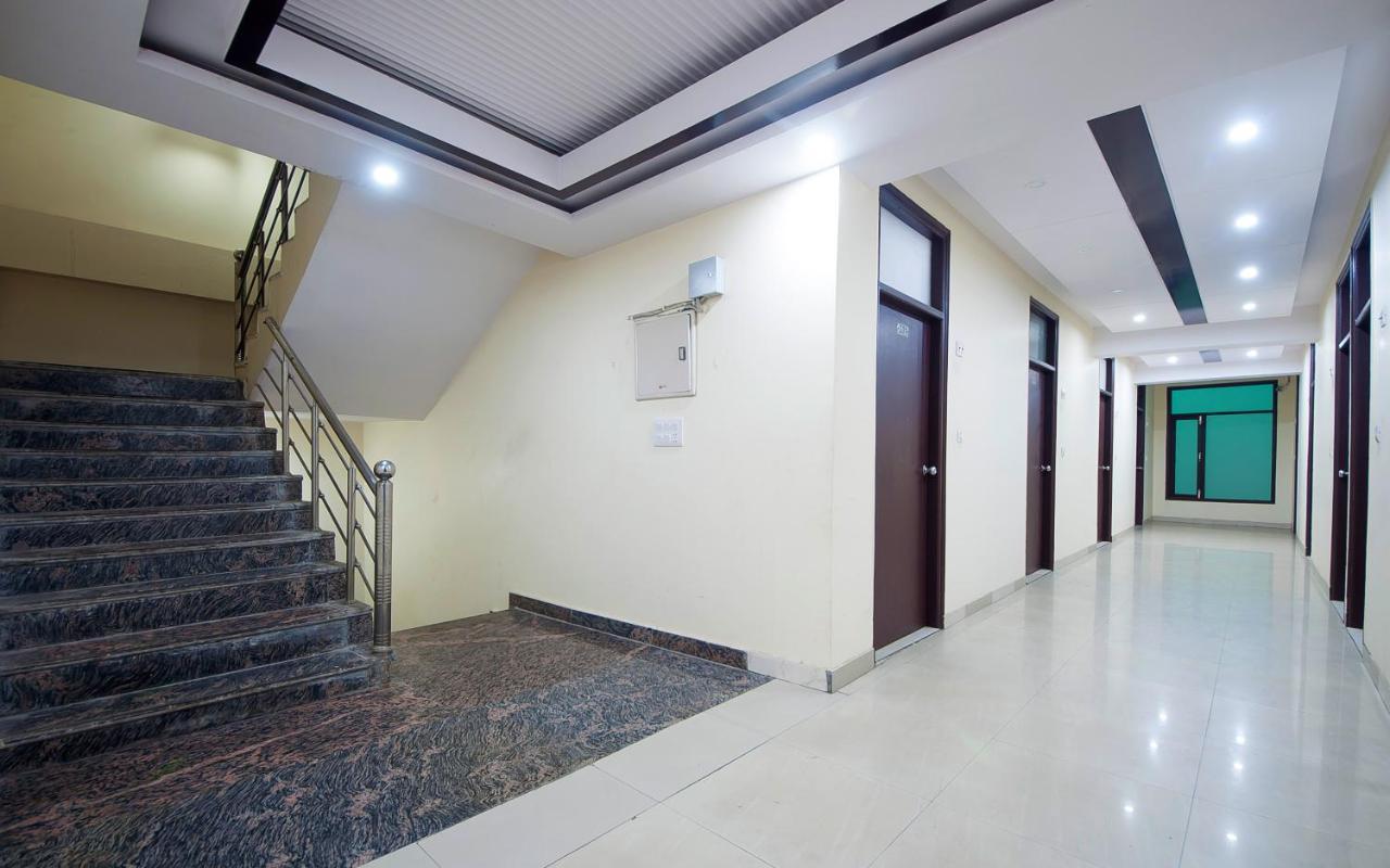Hotel O Mahipalpur Inn New Delhi Exterior photo